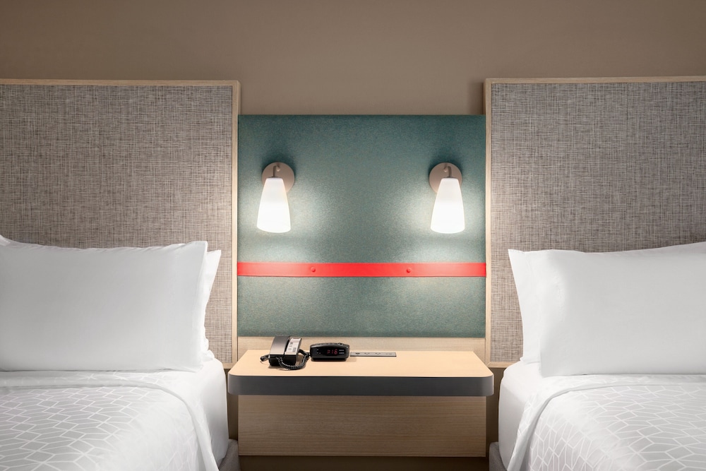 avid hotel Memphis Southaven by IHG - photo 10