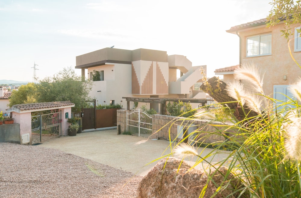 Villa Ilma Luxury Rooms — 4-Star Luxury Hotel in Arzachena, Italy