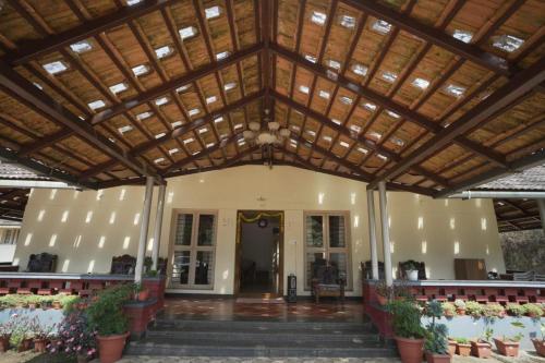 Alora Homestay — 5-Star Luxury Hotel in Sakleshpur, India