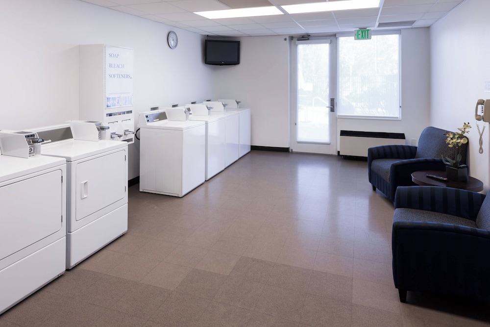 SpringHill Suites by Marriott Boise ParkCenter - photo 43