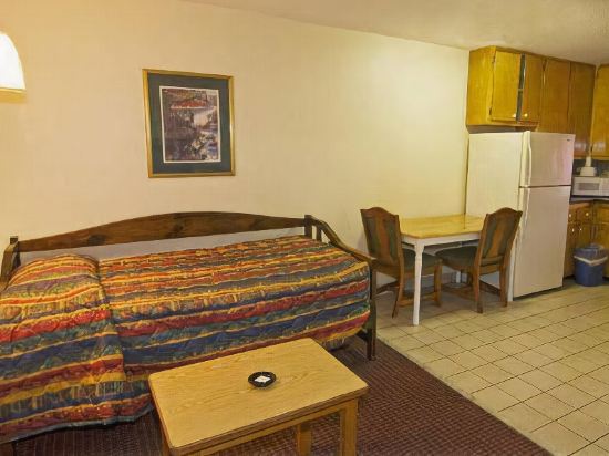 Midtown Inn - photo 7