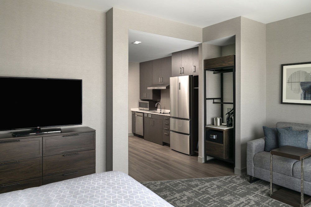 Staybridge Suites Boston Logan Airport Revere by IHG - photo 10