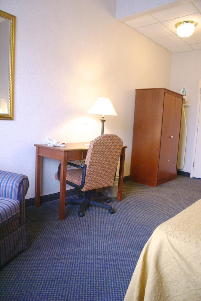 Raritan Hotel - photo 16