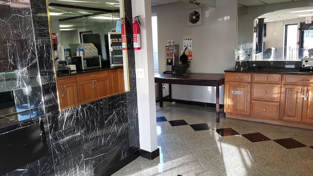 Gurnee Motel - photo 29