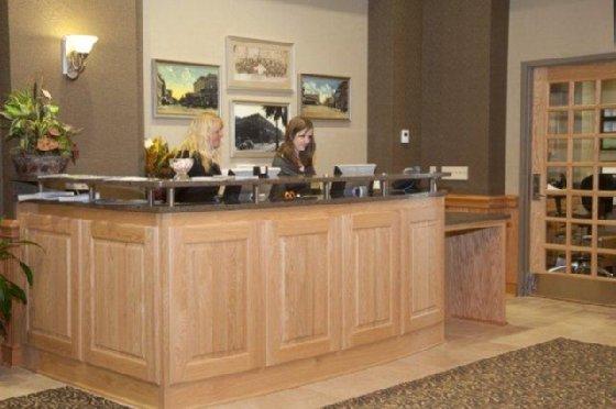 Canton Harvester Inn - photo 4