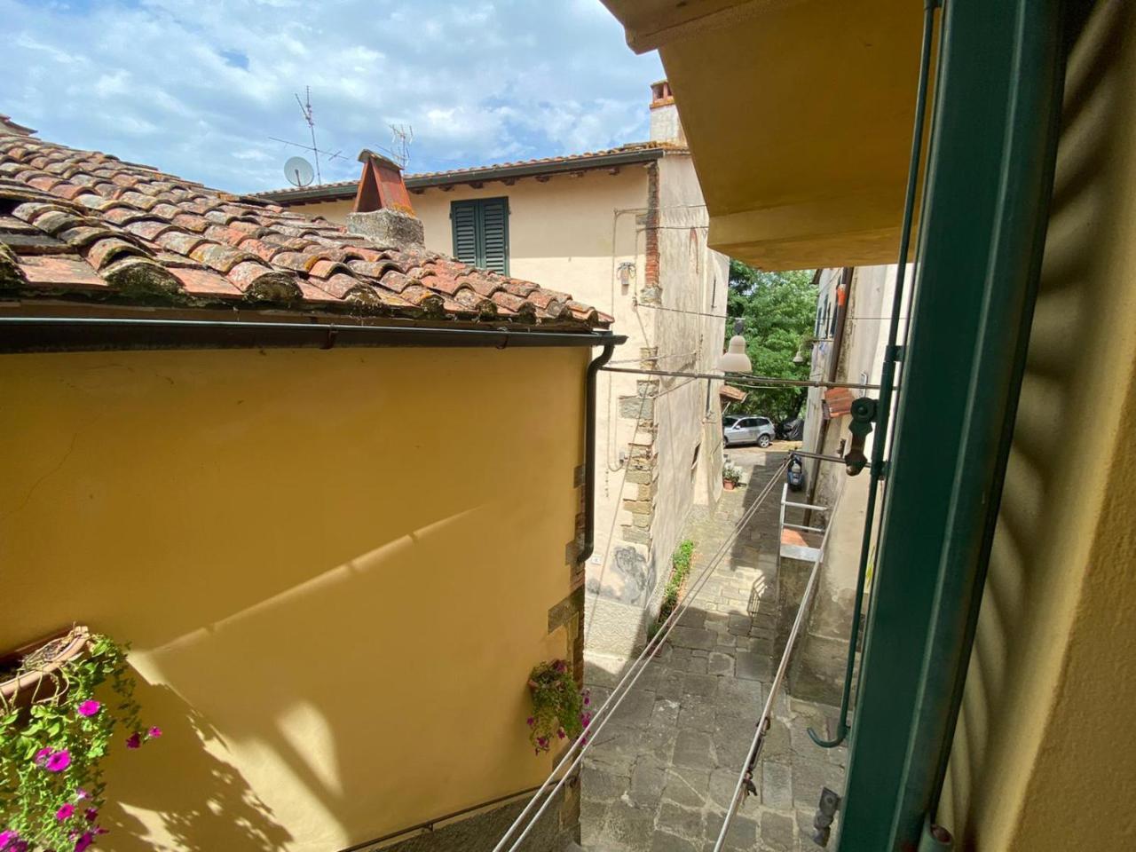 Lo Sdrucciolo — hotel in Laterina
