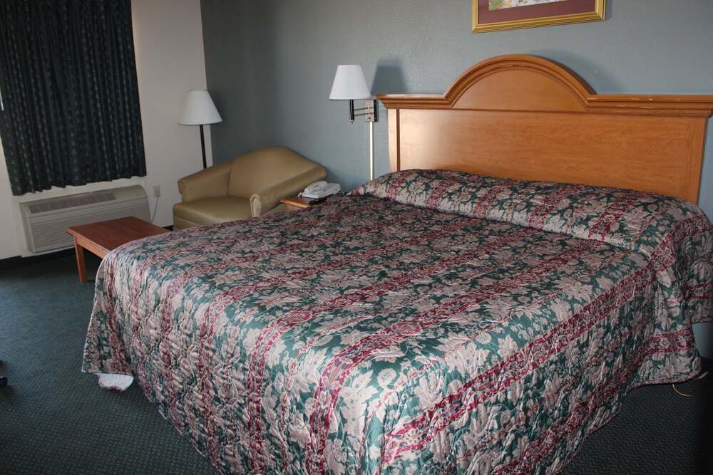 Nationwide 9 Inn - photo 6