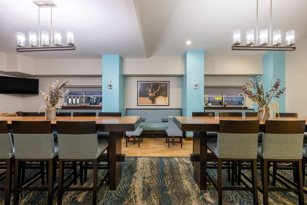 Super 8 by Wyndham Belgrade Bozeman Airport - photo 43