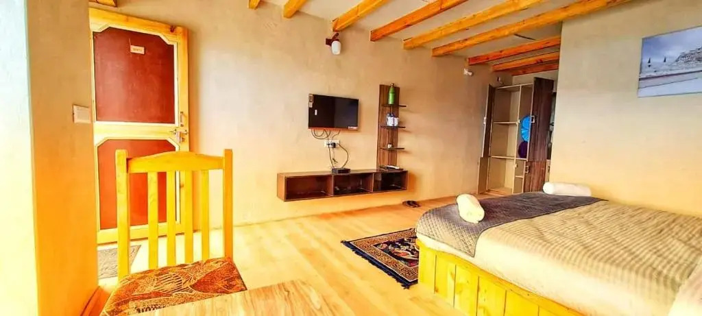 Mystic Pangong - last minute hotel in Leh