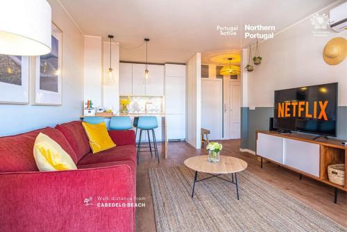 BlueGreen Beach Apartment — 4-Star Luxury Hotel in Viana Do Castelo, Portugal