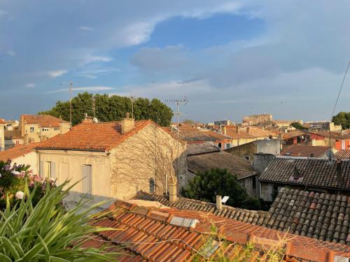 L’Atypique T3 grande terrasse BBQ vue et cheminAce — Avignon — photo 5
