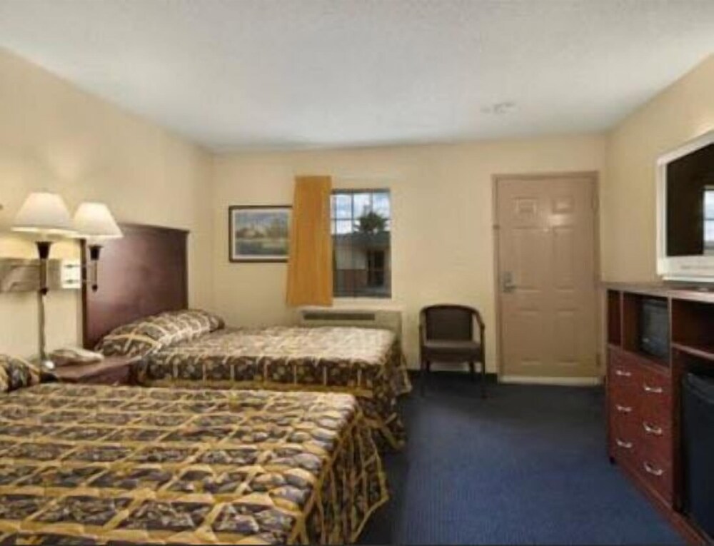 Best Way Inn & Suites - photo 8