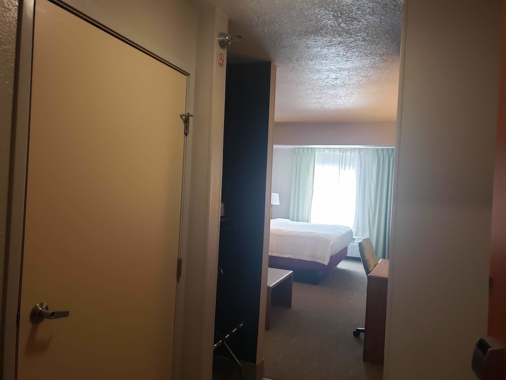 Country Inn & Suites by Radisson Fairview Heights IL - photo 25