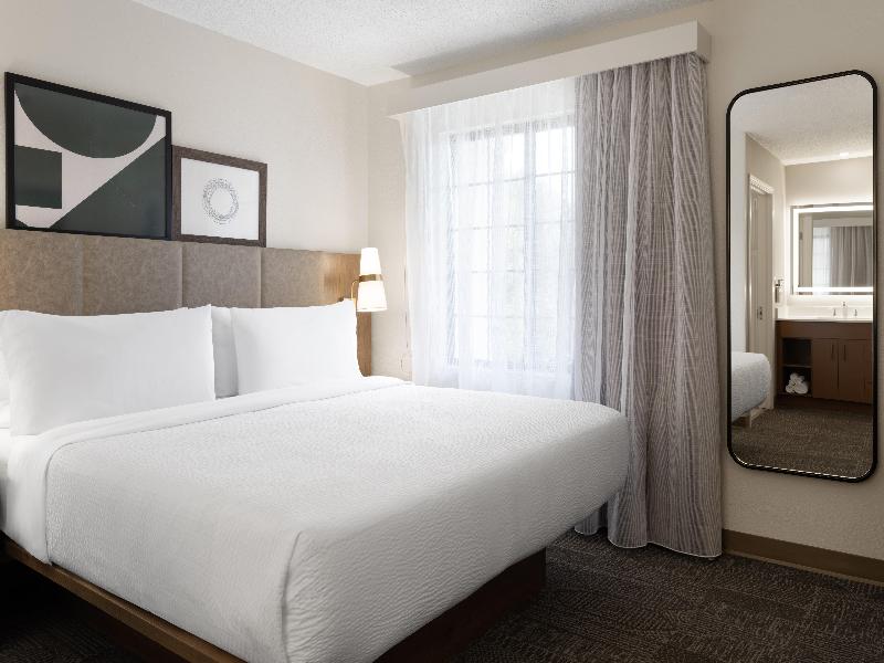 Staybridge Suites Boston Burlington By IHG - photo 136