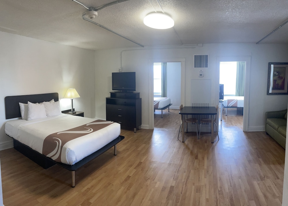 Quality Inn & Suites Kansas City Downtown - photo 6