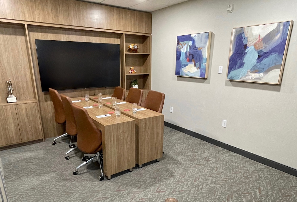 Candlewood Suites Tuscaloosa by IHG - photo 76