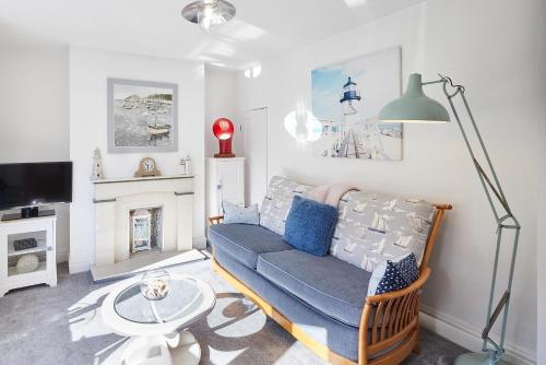 Host Stay Mumbles Cottage