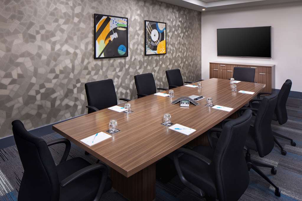 Hyatt House Nashville at Vanderbilt - photo 25