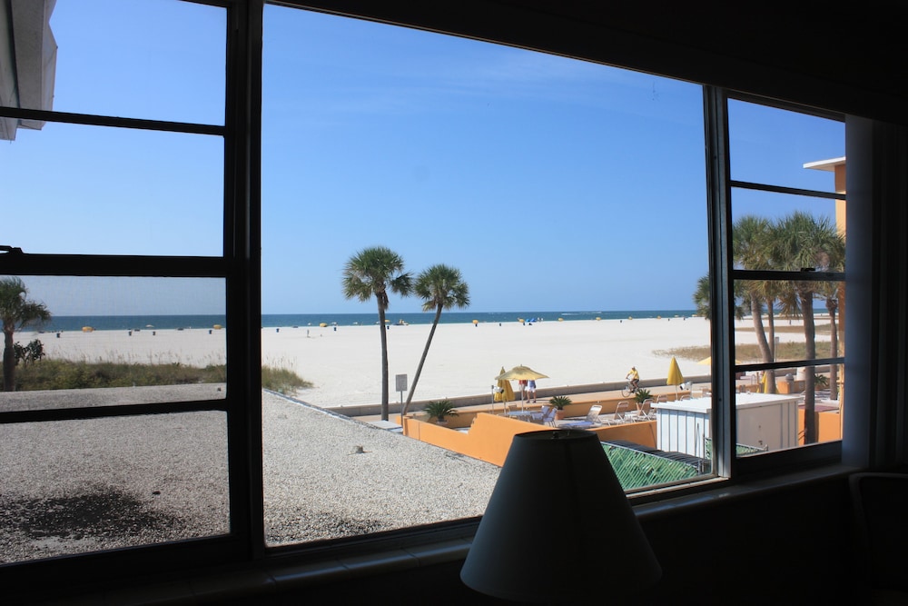 iBeach Resort - photo 5