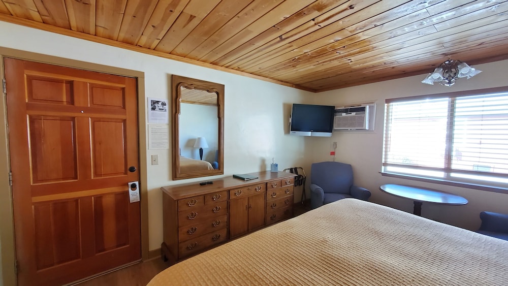 Kernville Inn - photo 40