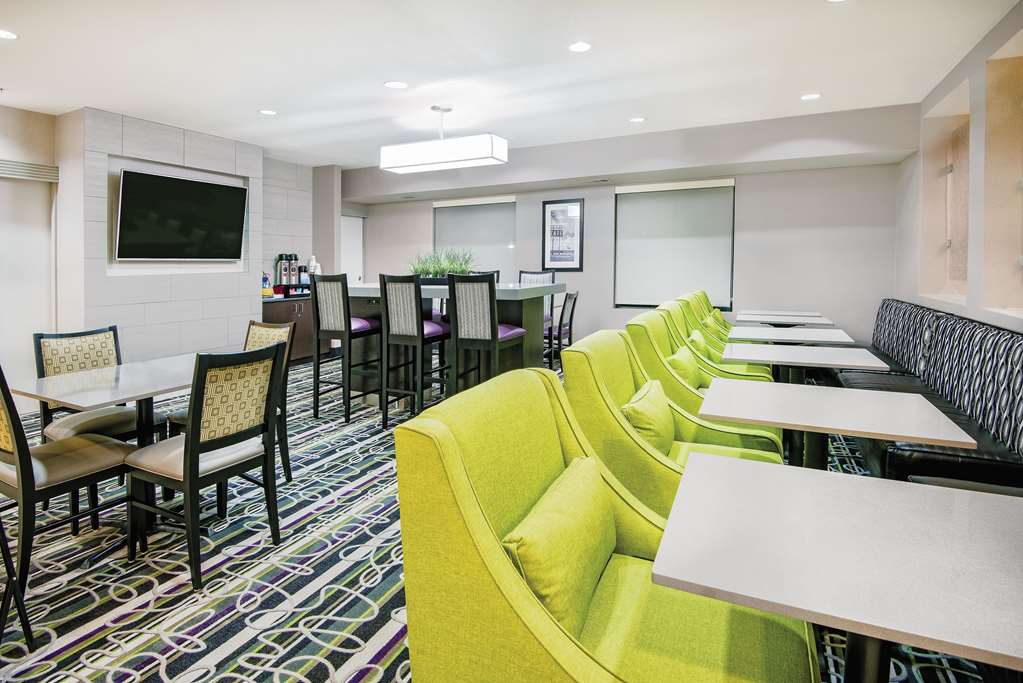 La Quinta Inn Suites Houston North Spring - photo 44