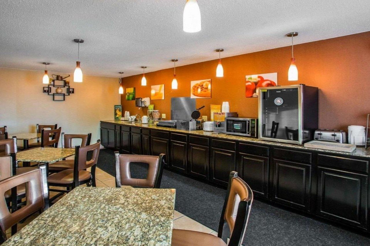 AmericInn by Wyndham Mosinee Central Wisconsin Airport - photo 7