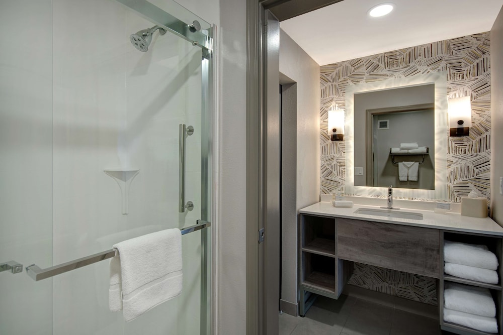 Homewood Suites by Hilton Lexington Hamburg - photo 32