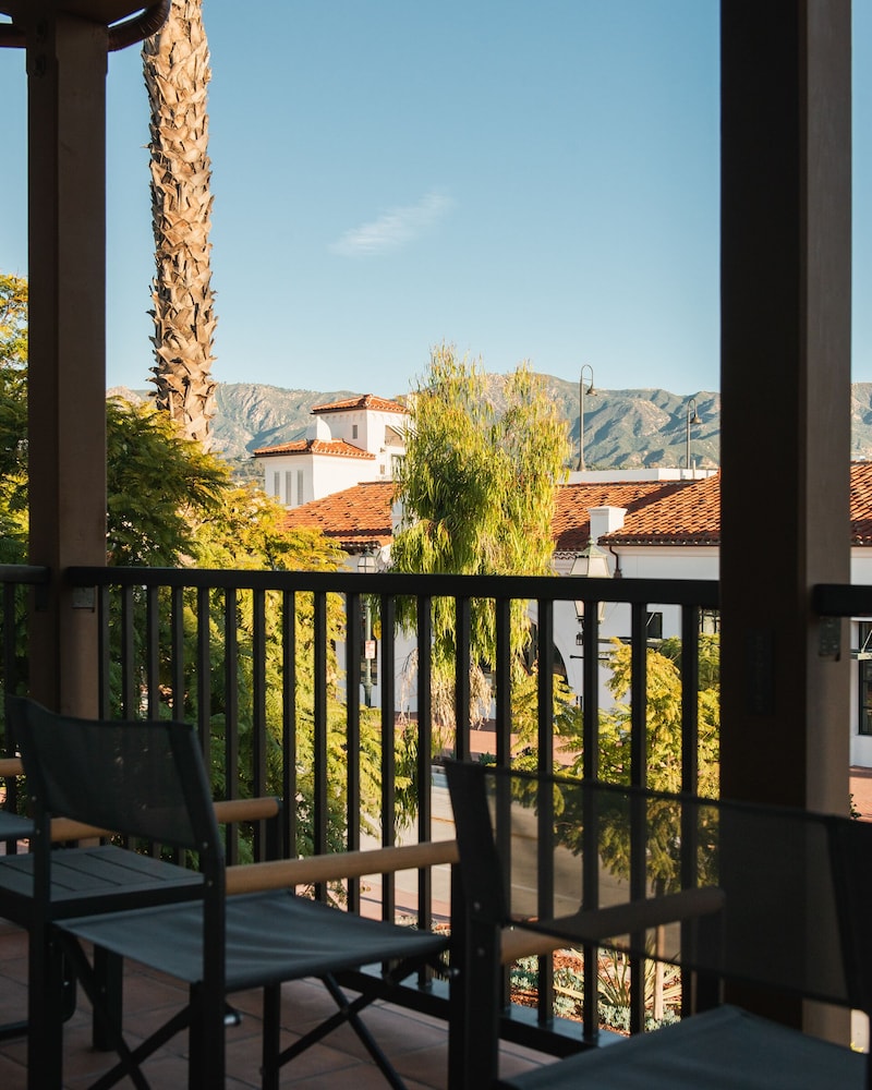 Harbor View Inn - photo 20