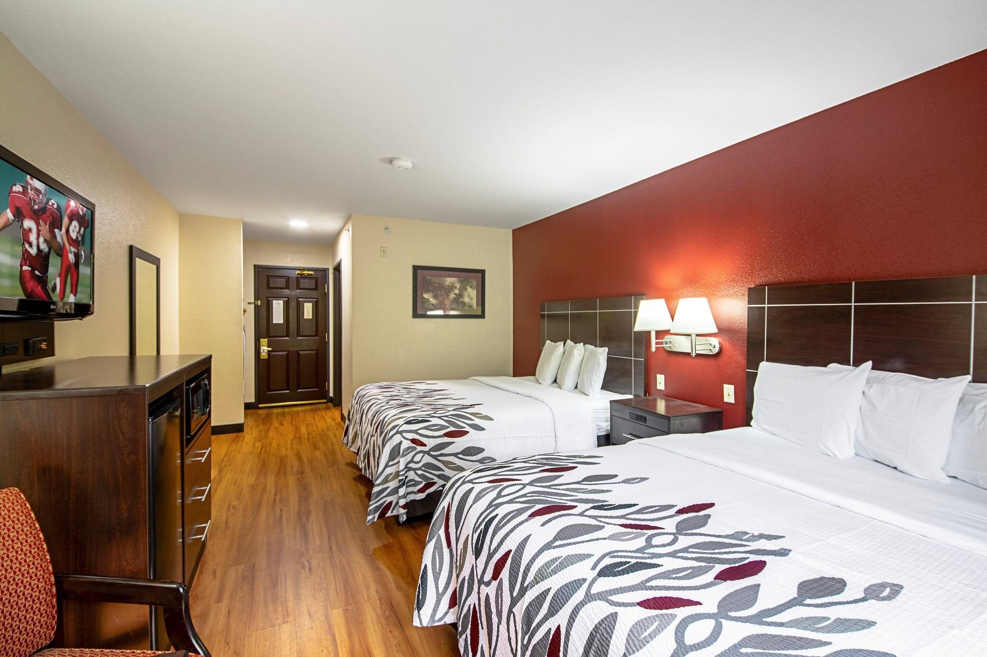 Red Roof Inn San Marcos - photo 27
