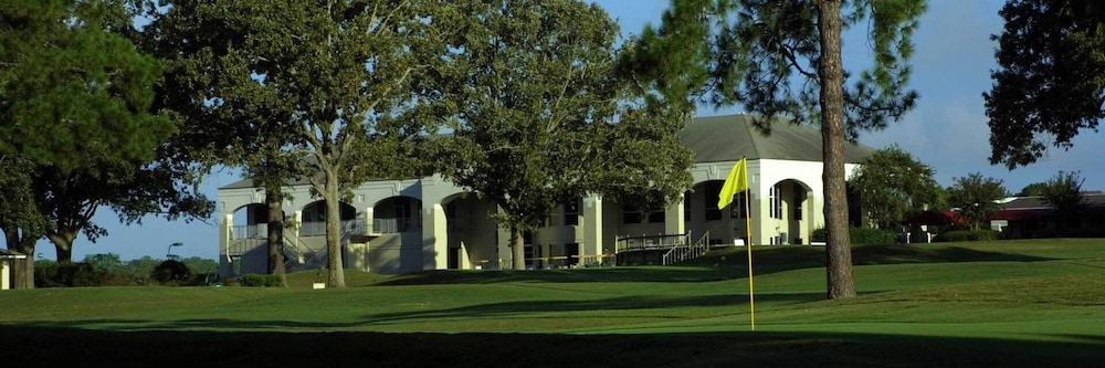 Briarwood Inn Of Geneva - photo 36