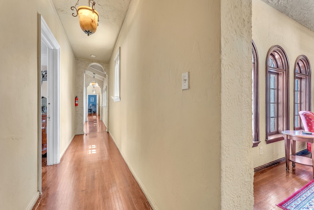 Young Mansion - photo 107