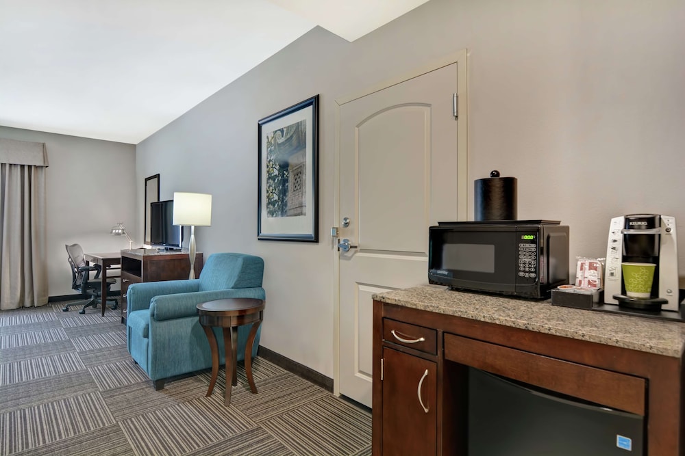 Hilton Garden Inn Fayettevile - photo 13