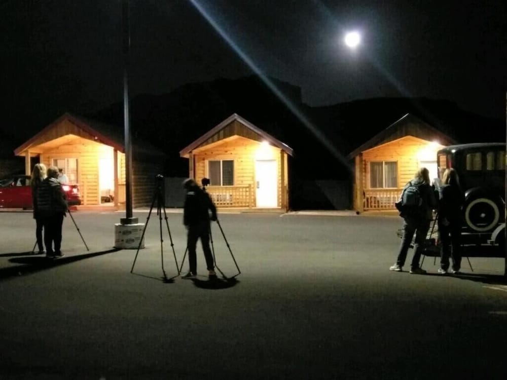 Red Canyon Cabins - photo 19