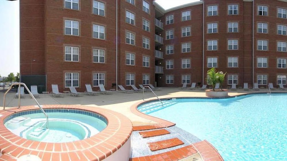 Holiday Inn Chantilly Dulles Expo Center by IHG - photo 24