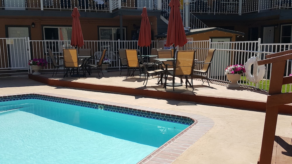 Alpine Inn and Spa - photo 28