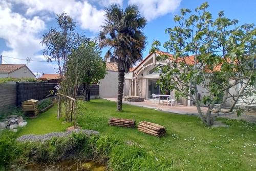 La Bananeraie La Bernerie en Retz in La Bernerie-En-Retz, France