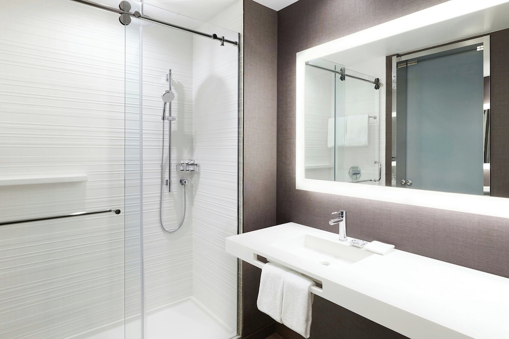 AC Hotel by Marriott Miami Airport West Doral - photo 22