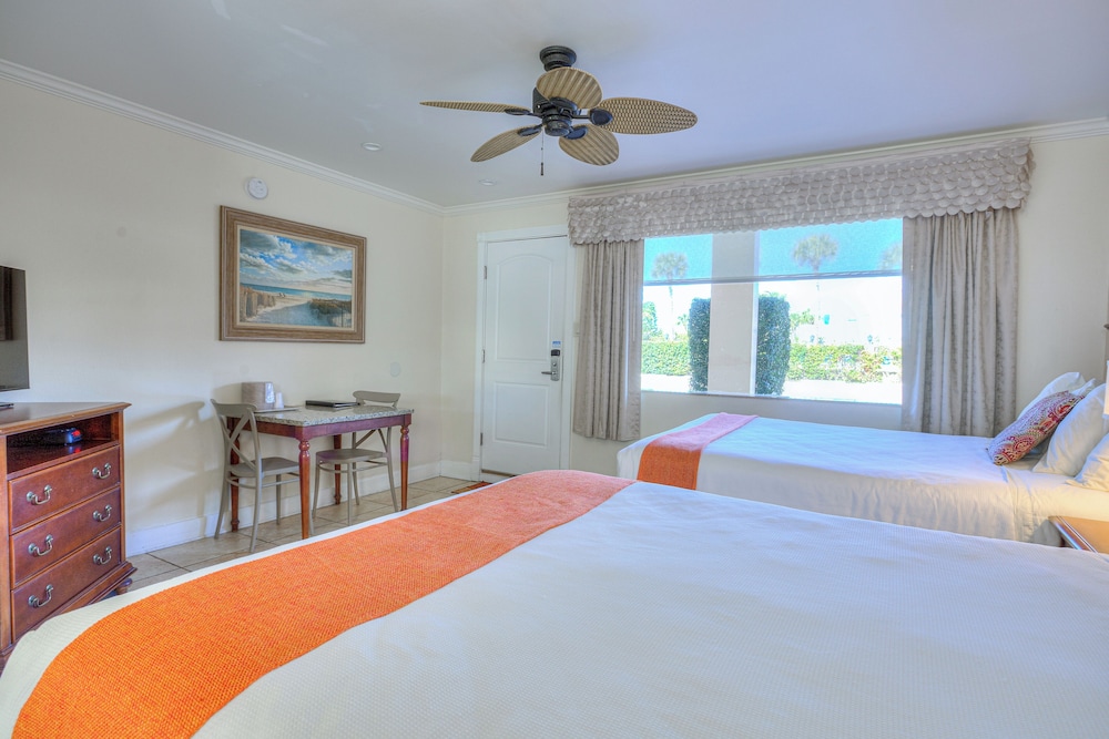 La Fiesta Ocean Inn And Suites - photo 31