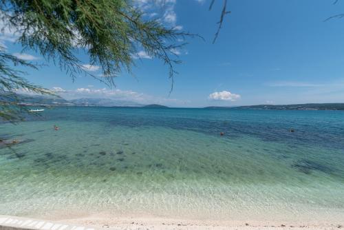 Amazing sea view apartment Romantica — Kastel Stafilic — photo 4