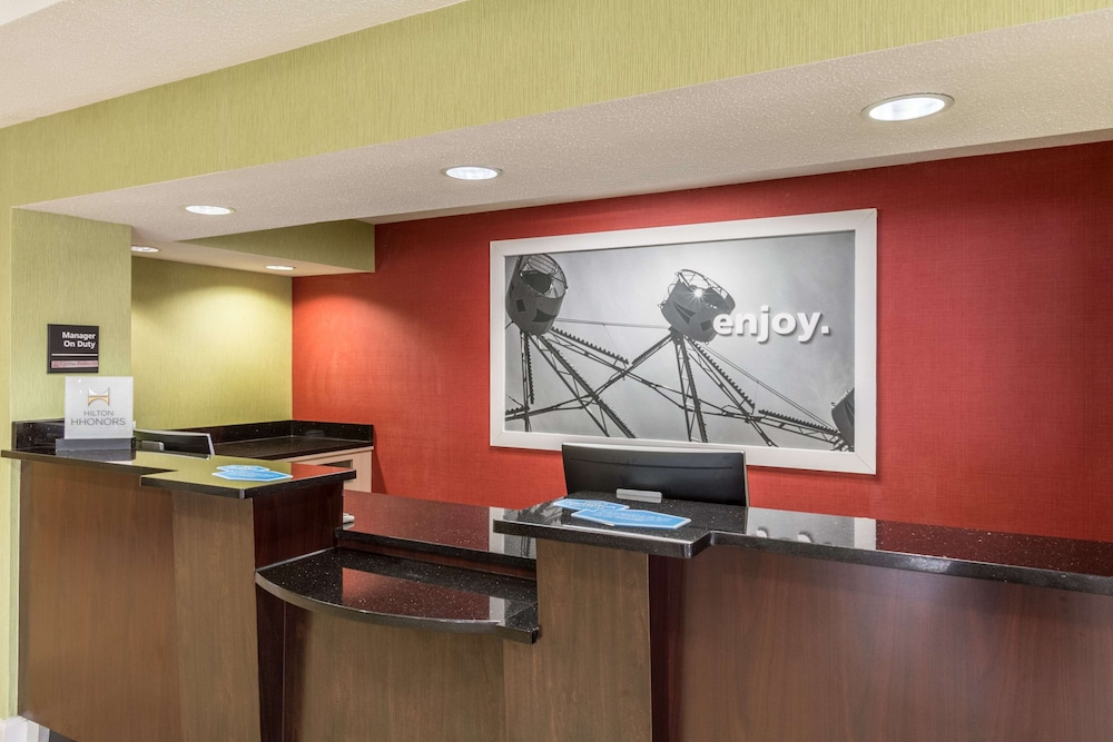 Hampton Inn Jackson Pearl International Airport - photo 4