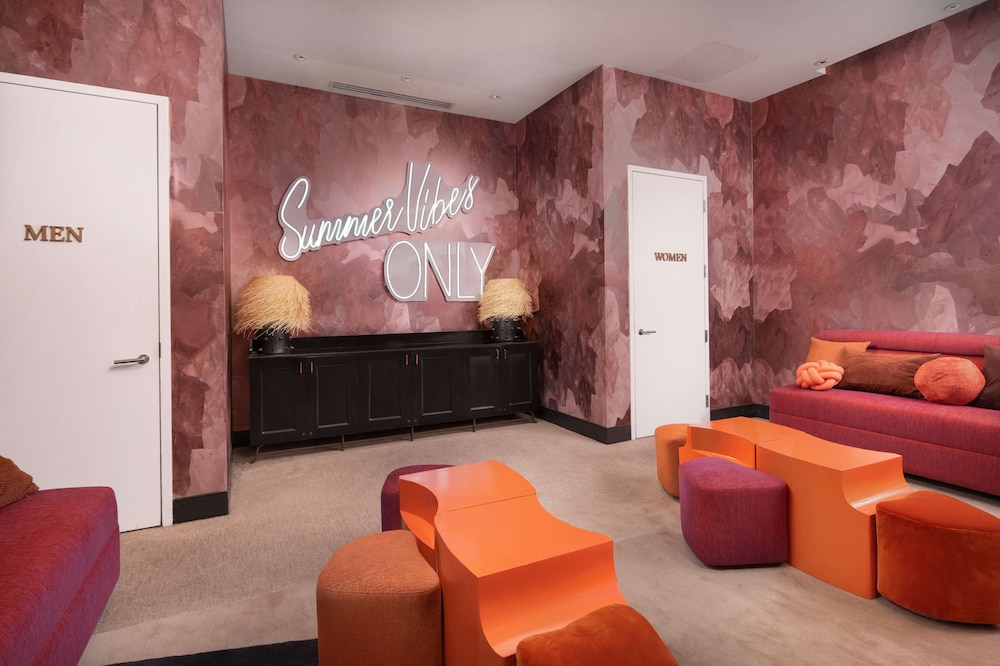 Virgin Hotel Las Vegas Curio Collection by Hilton - photo 79