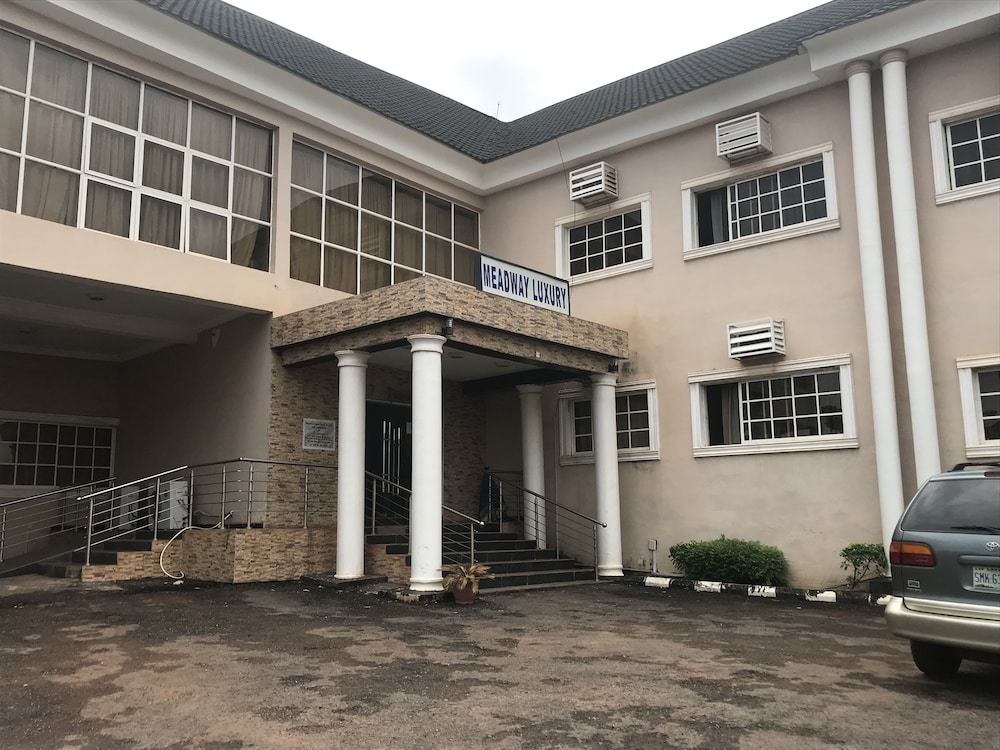 Meadway Luxury Hotels