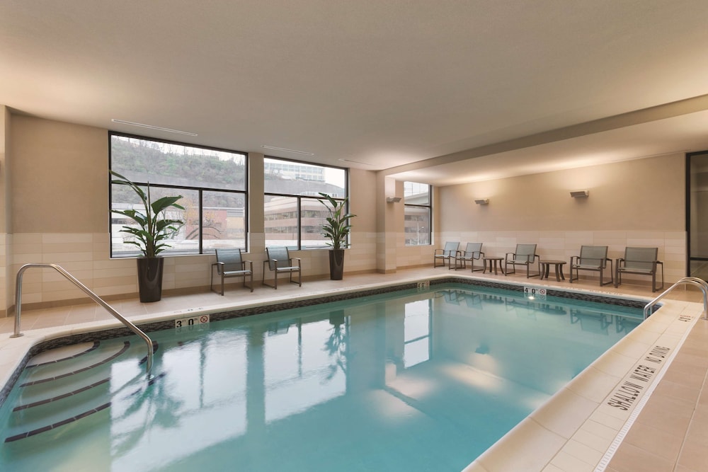 Homewood Suites by Hilton Pittsburgh Downtown - photo 33