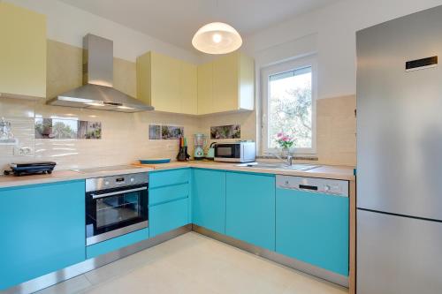 Komfortables Ferienhaus mit Klima WLAN Grill und Parkplatz — Medulin — photo 2