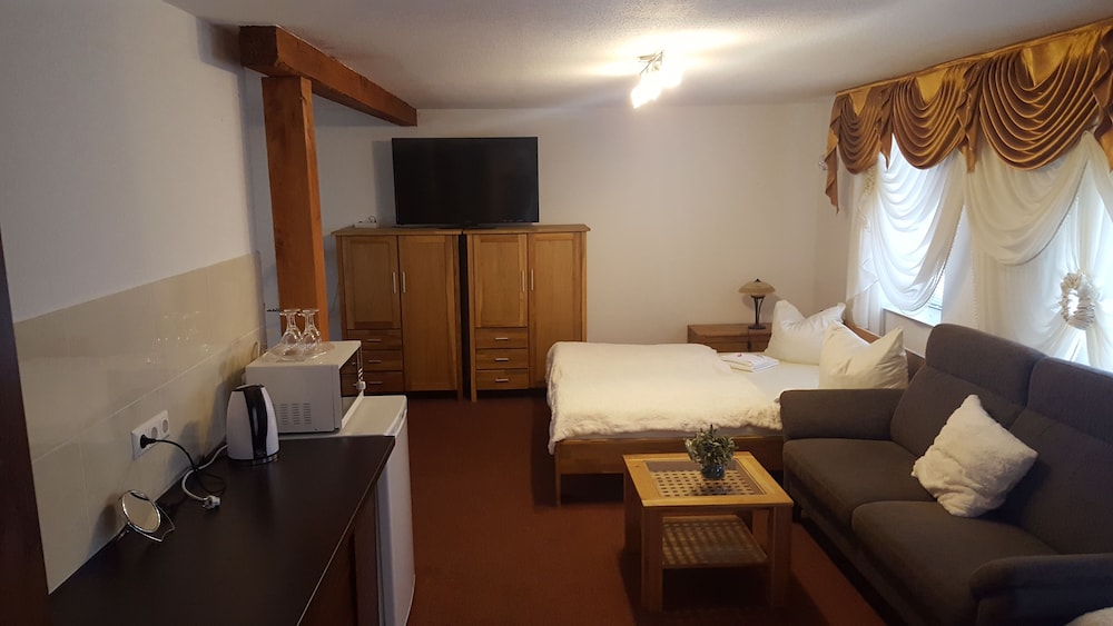Hotel & Restarant Ausspann — Heidenau — photo 4