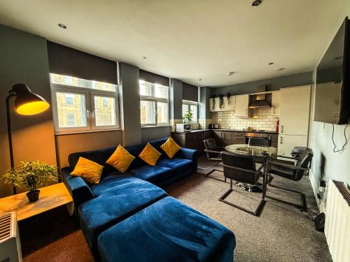 3 Bedroom Apartment in the Heart of Newcastle Modern Sleeps 6 — 4-Star Luxury Hotel in Newcastle Upon Tyne, United Kingdom