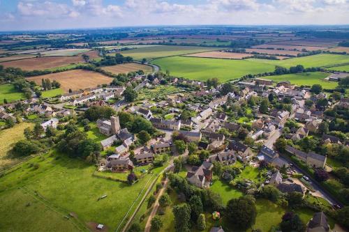 One Bedroom Character Cottage — 4-Star Luxury Hotel in Brackley, United Kingdom