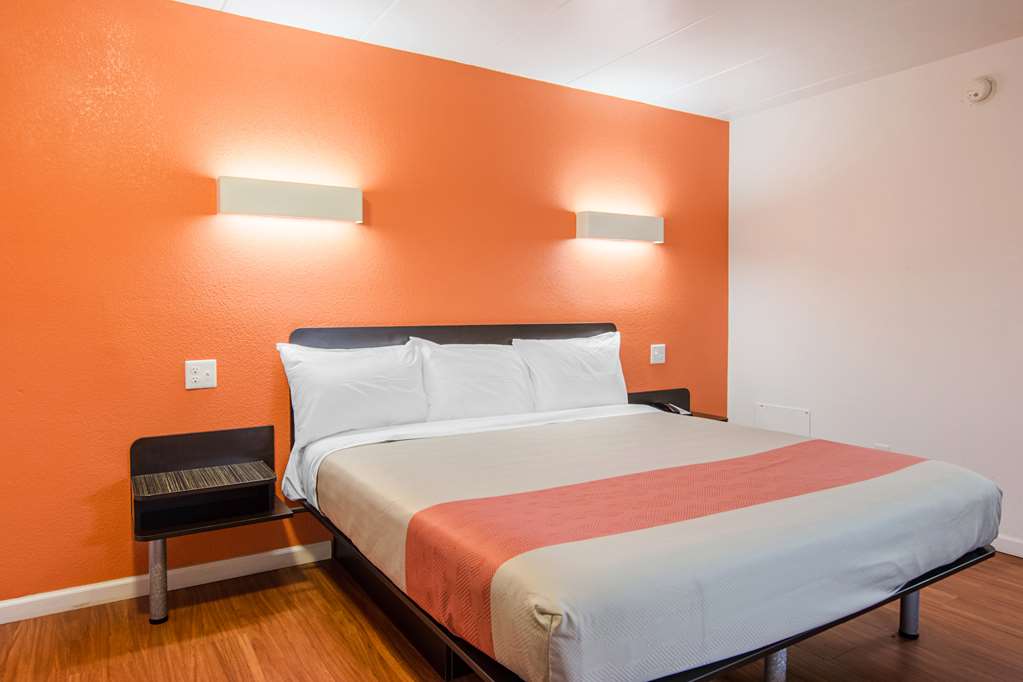 Motel 6 Glassboro NJ Rowan University - photo 11