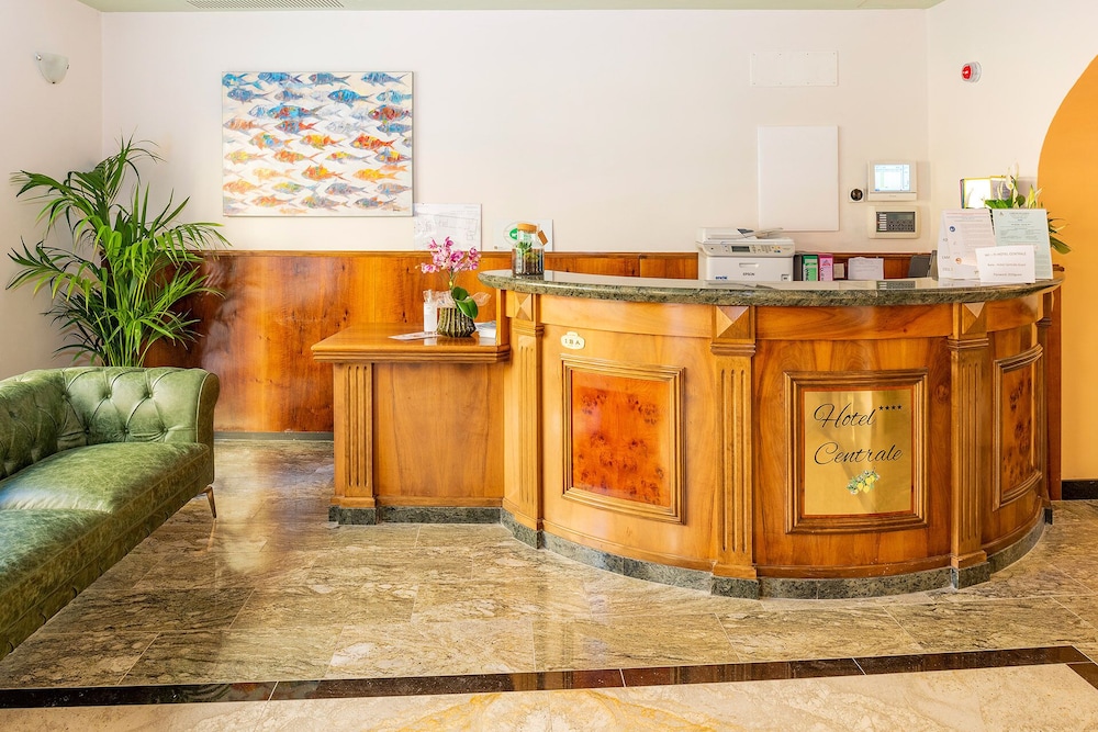Hotel Centrale — Garda — photo 5