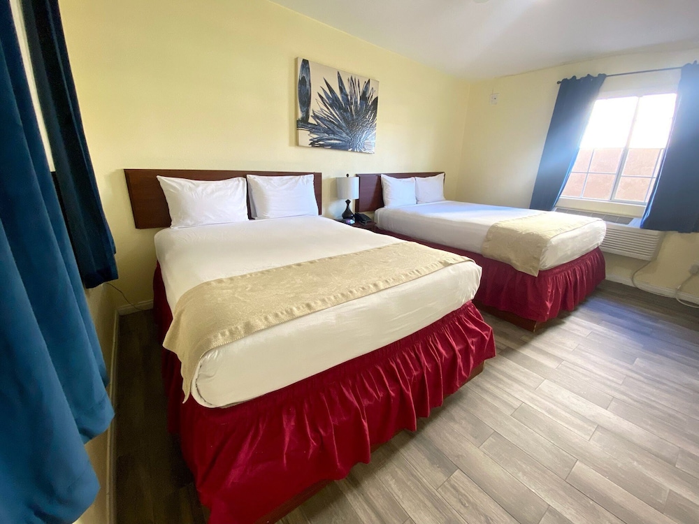 Europa Inn & Suites - photo 7